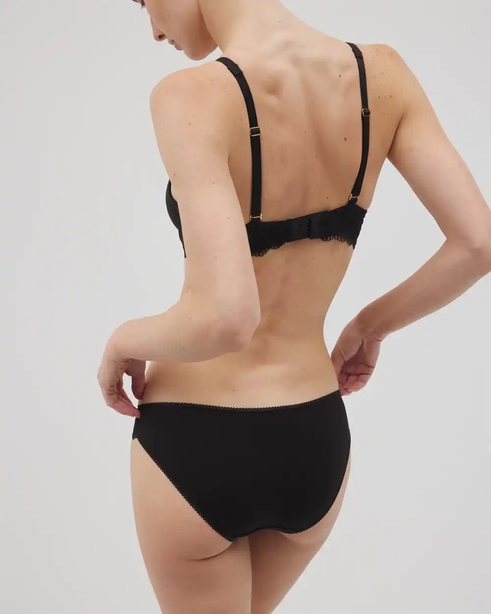 Bikini Panty with Lace