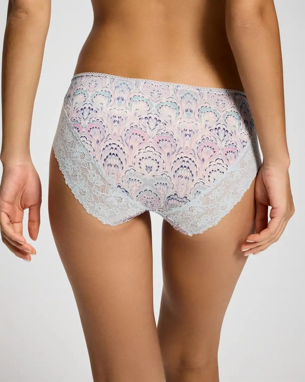 High-Leg Panty with Perfect Lace